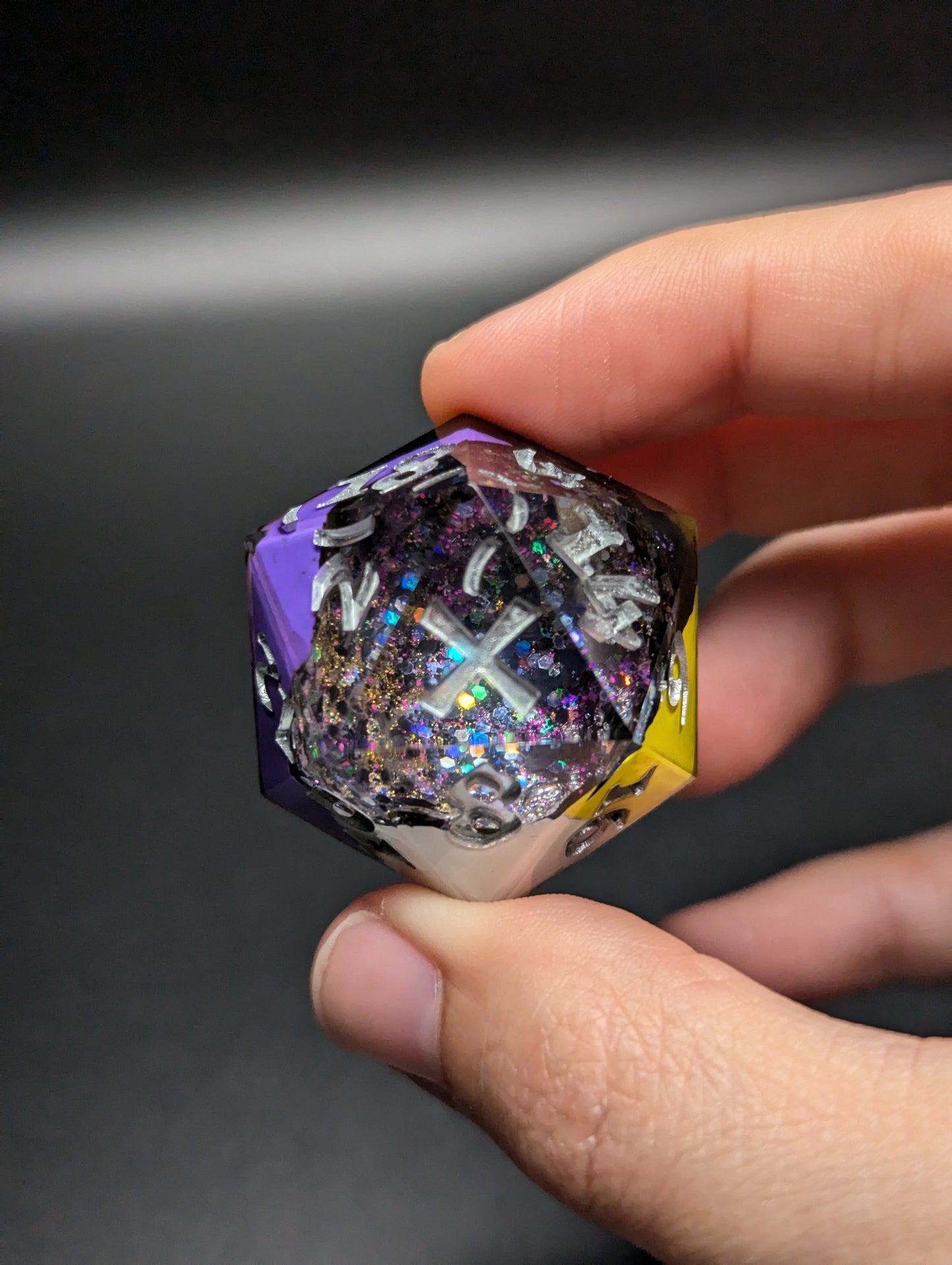 ENBY Geode Chonk d20