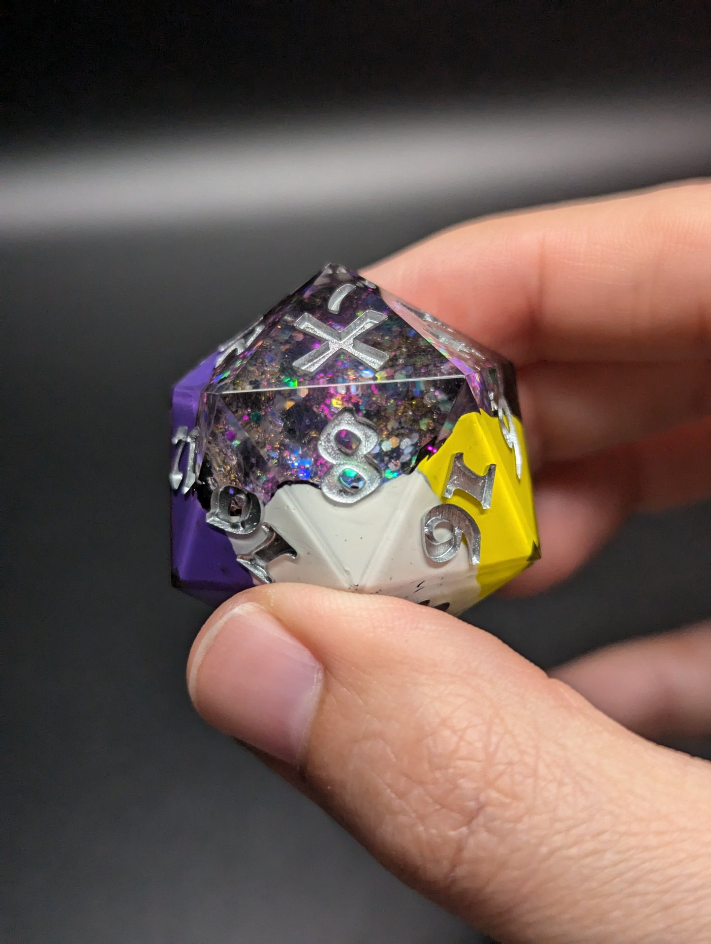 ENBY Geode Chonk d20