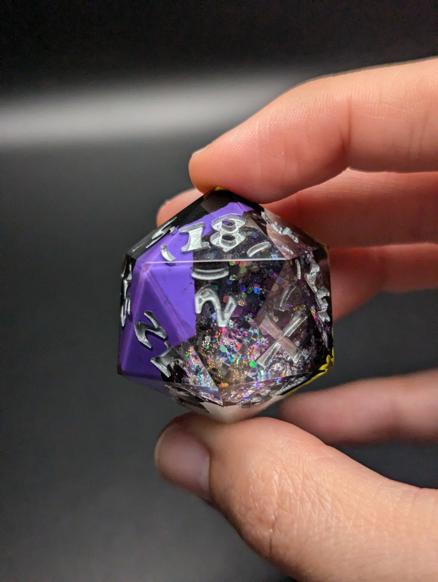 ENBY Geode Chonk d20