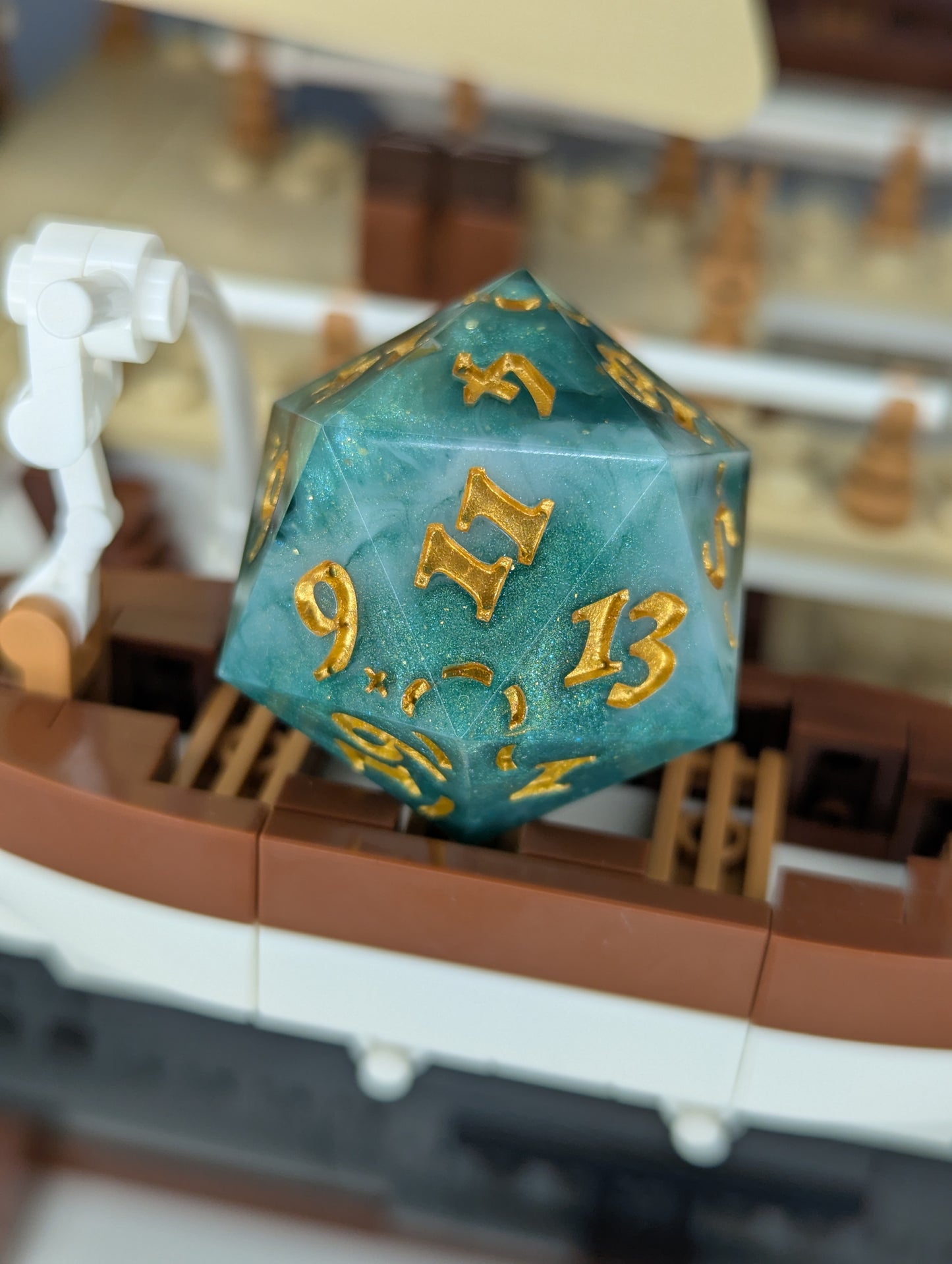 Emerald Isle Chonk d20