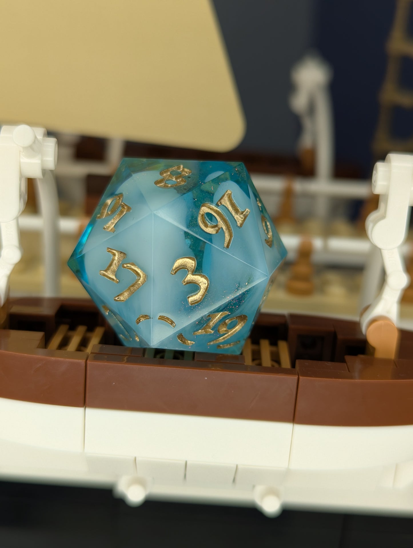 Glacial Shelf Chonk d20