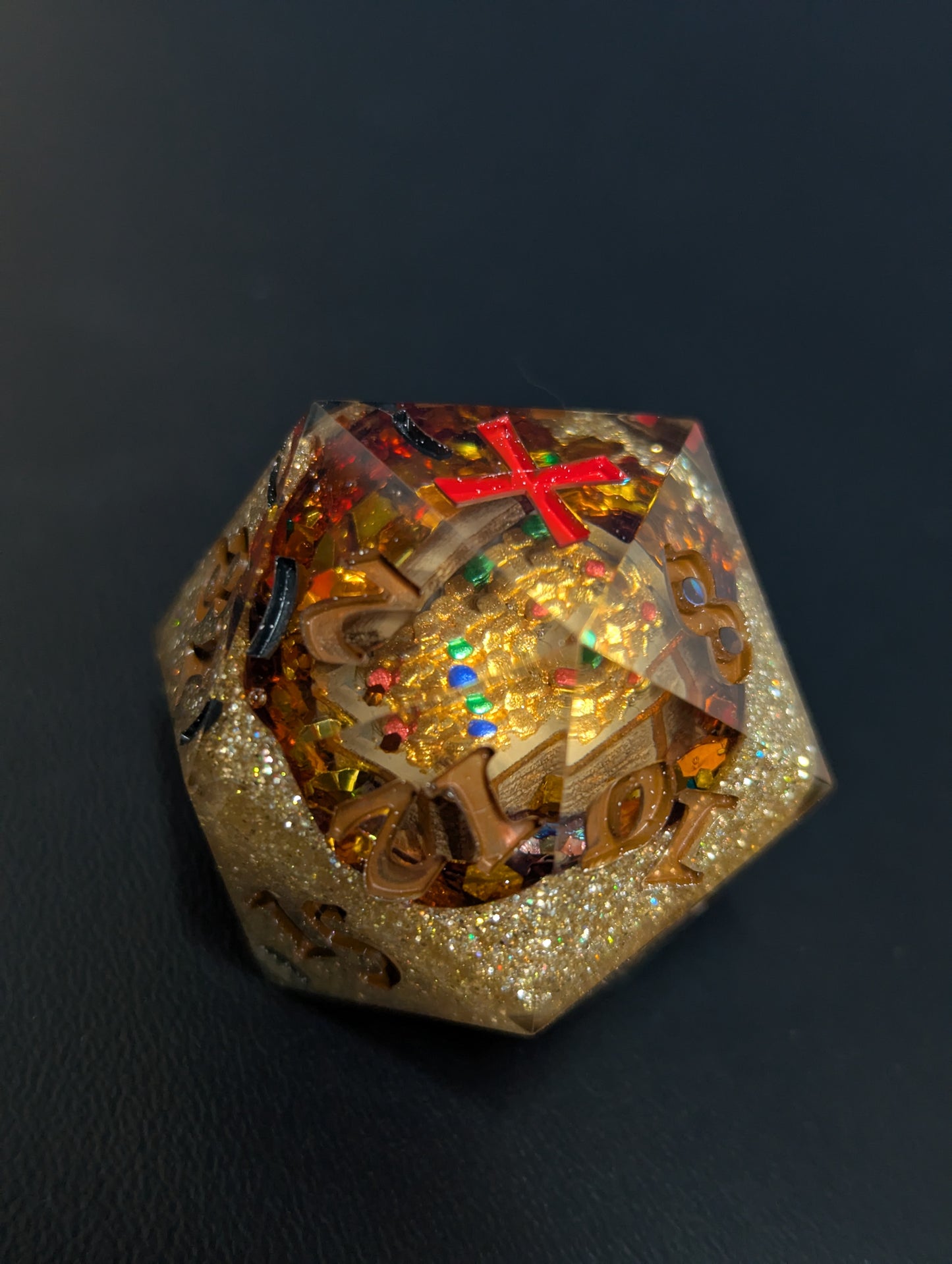 Treasure Chest Chonk d20